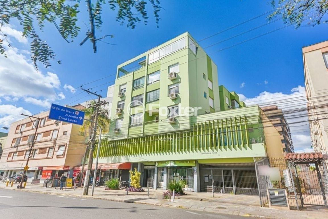 Cobertura para comprar em Menino Deus, Porto Alegre - foto 1