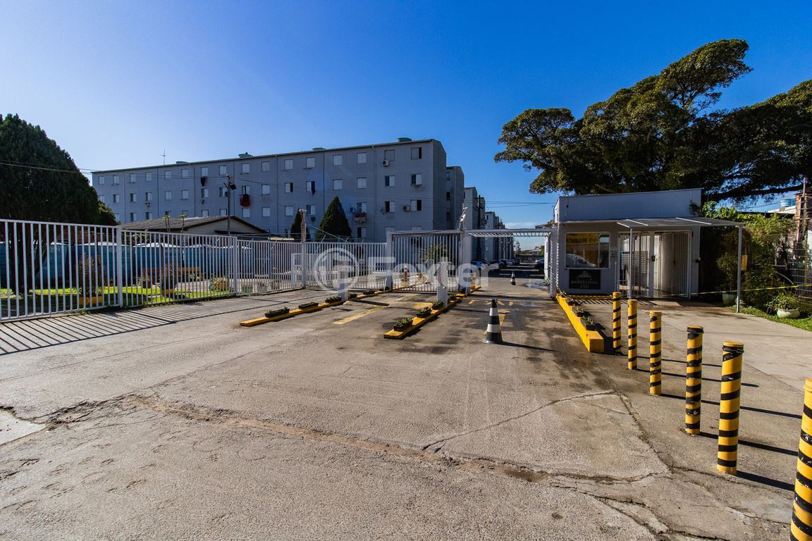 Apartamento para comprar em Rubem Berta, Porto Alegre - foto 1