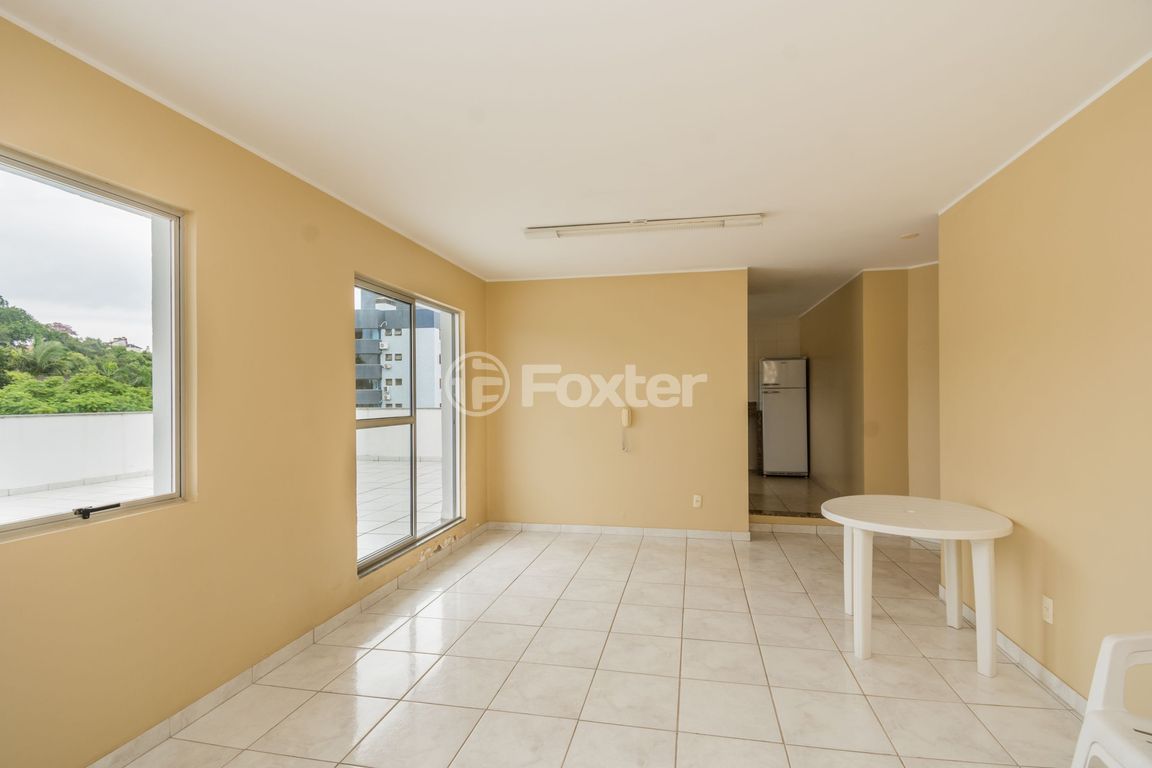 consultorio sala conjunto para comprar em José de Alencar, 1073 - foto 30