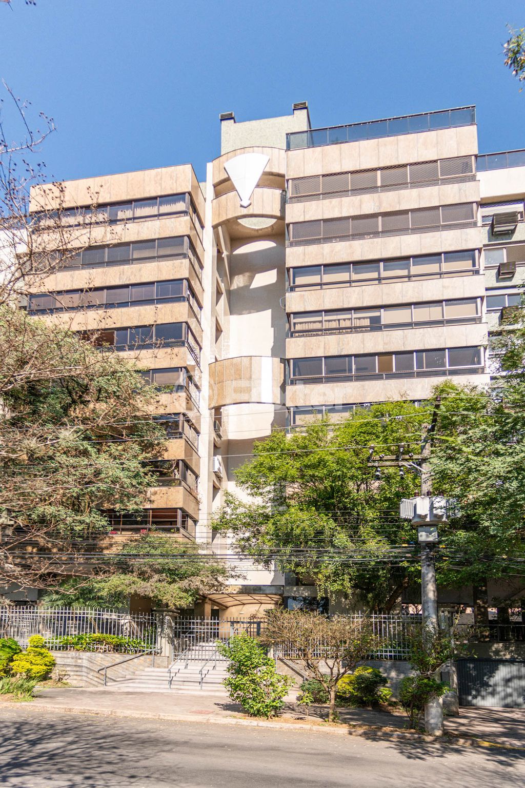 Apartamento para comprar em Mont Serrat, Porto Alegre - foto 1