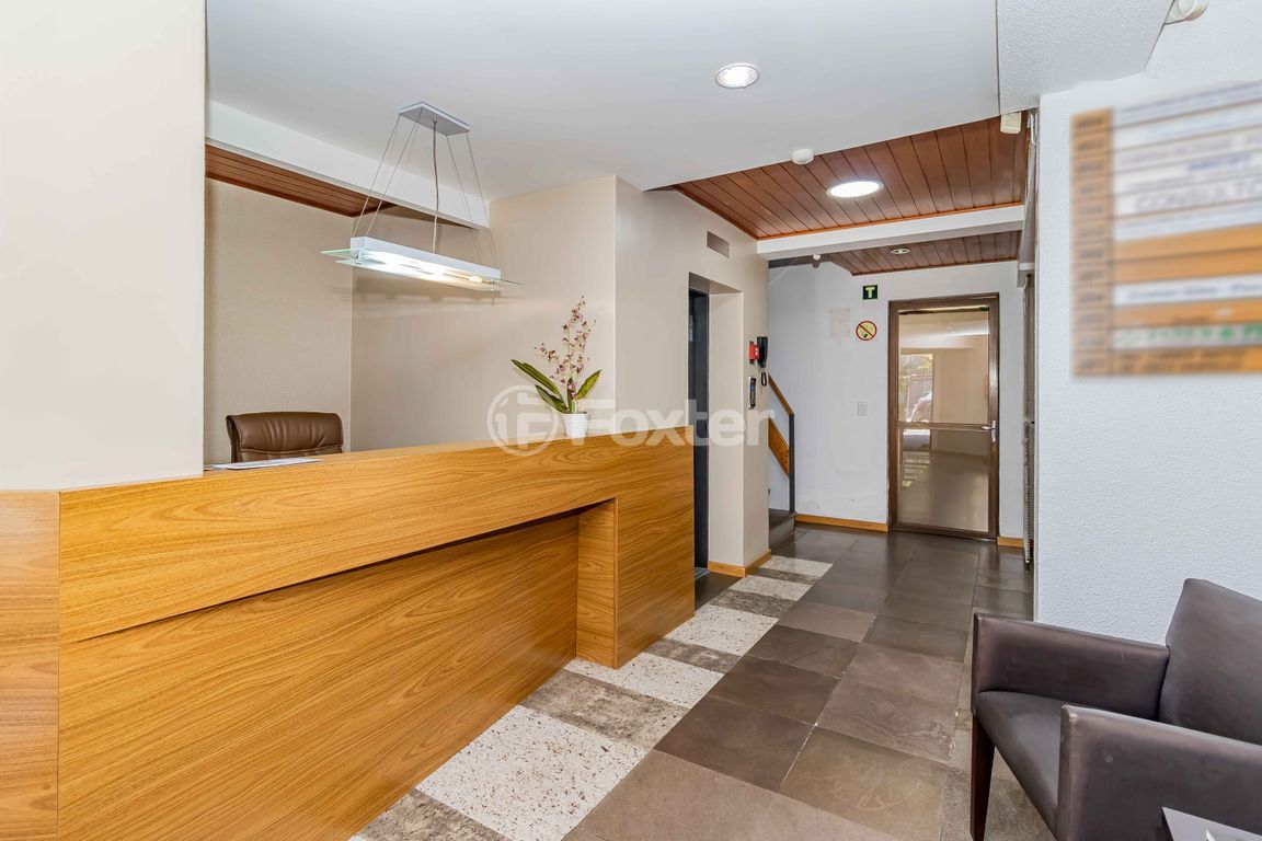 consultorio sala conjunto para comprar em Miguel Tostes, 647 - foto 10