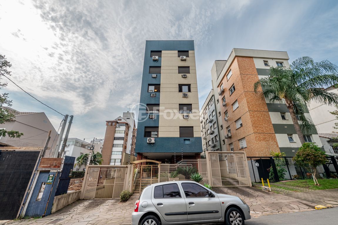 Apartamento para comprar em Rio Branco, Porto Alegre - foto 1