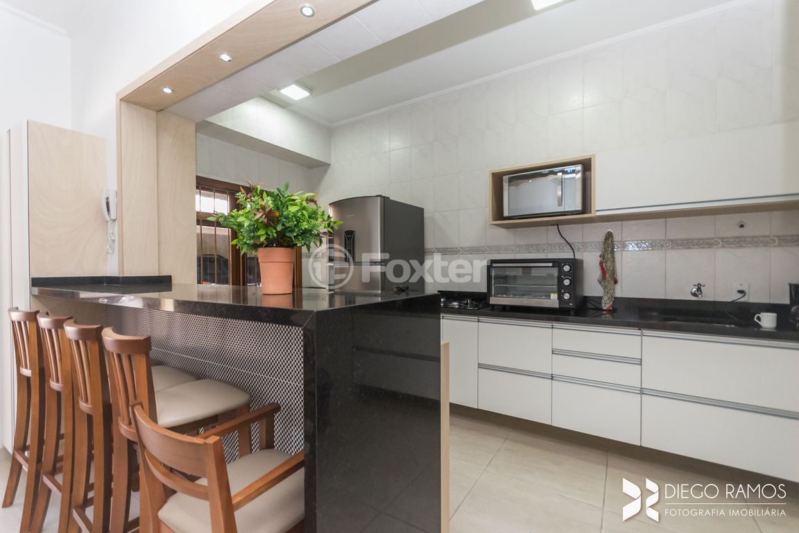 Cobertura para comprar em Mathilde Trein Renner, 251 - foto 14
