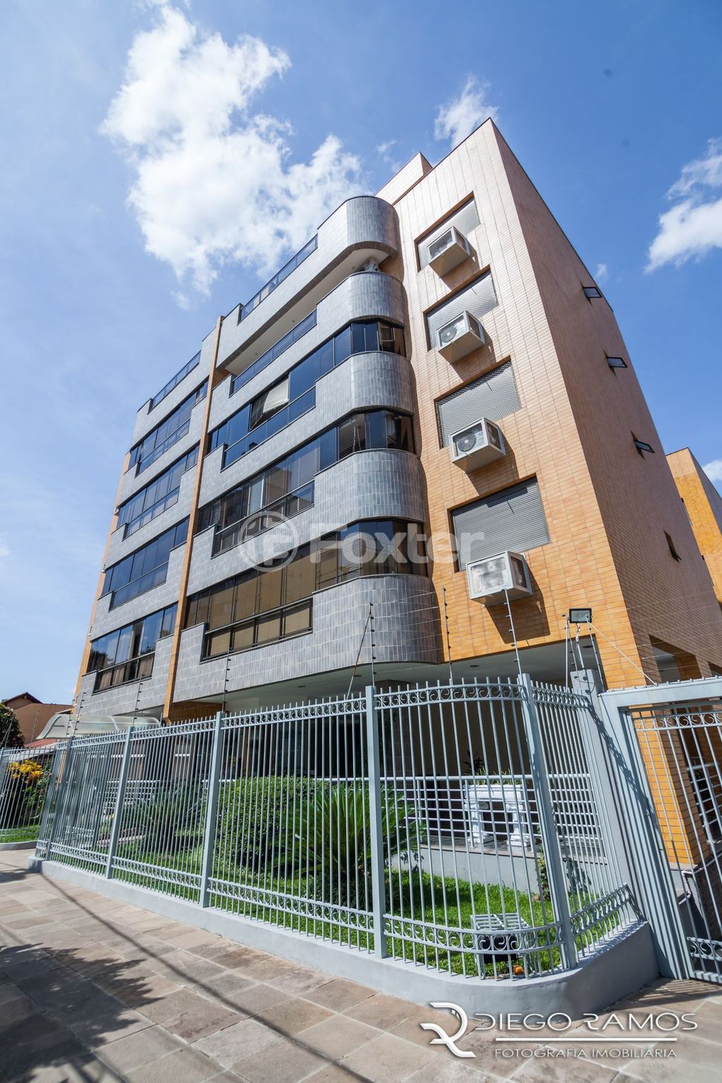 Apartamento para comprar em Petrópolis, Porto Alegre - foto 1