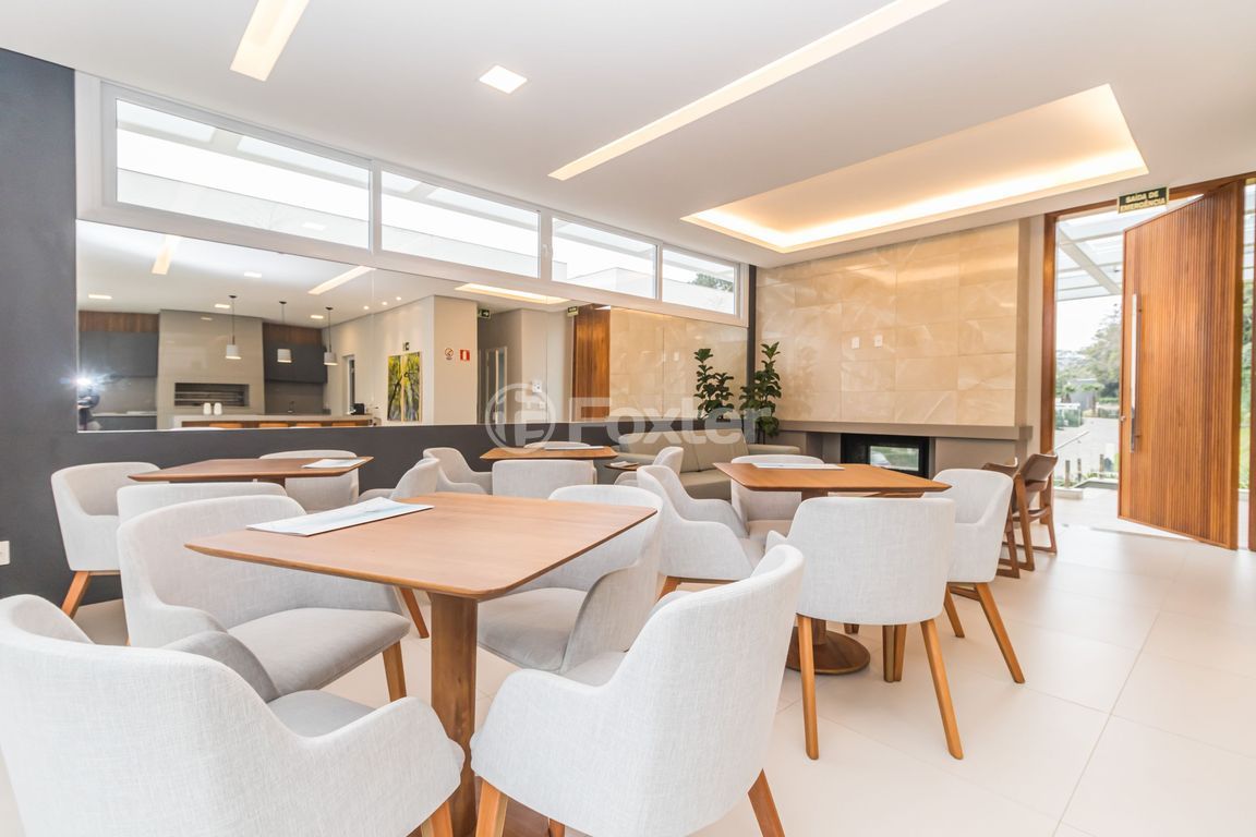 Casa em condominio para comprar em Doutor Ney de Castilhos Ferreira, 300 - foto 3