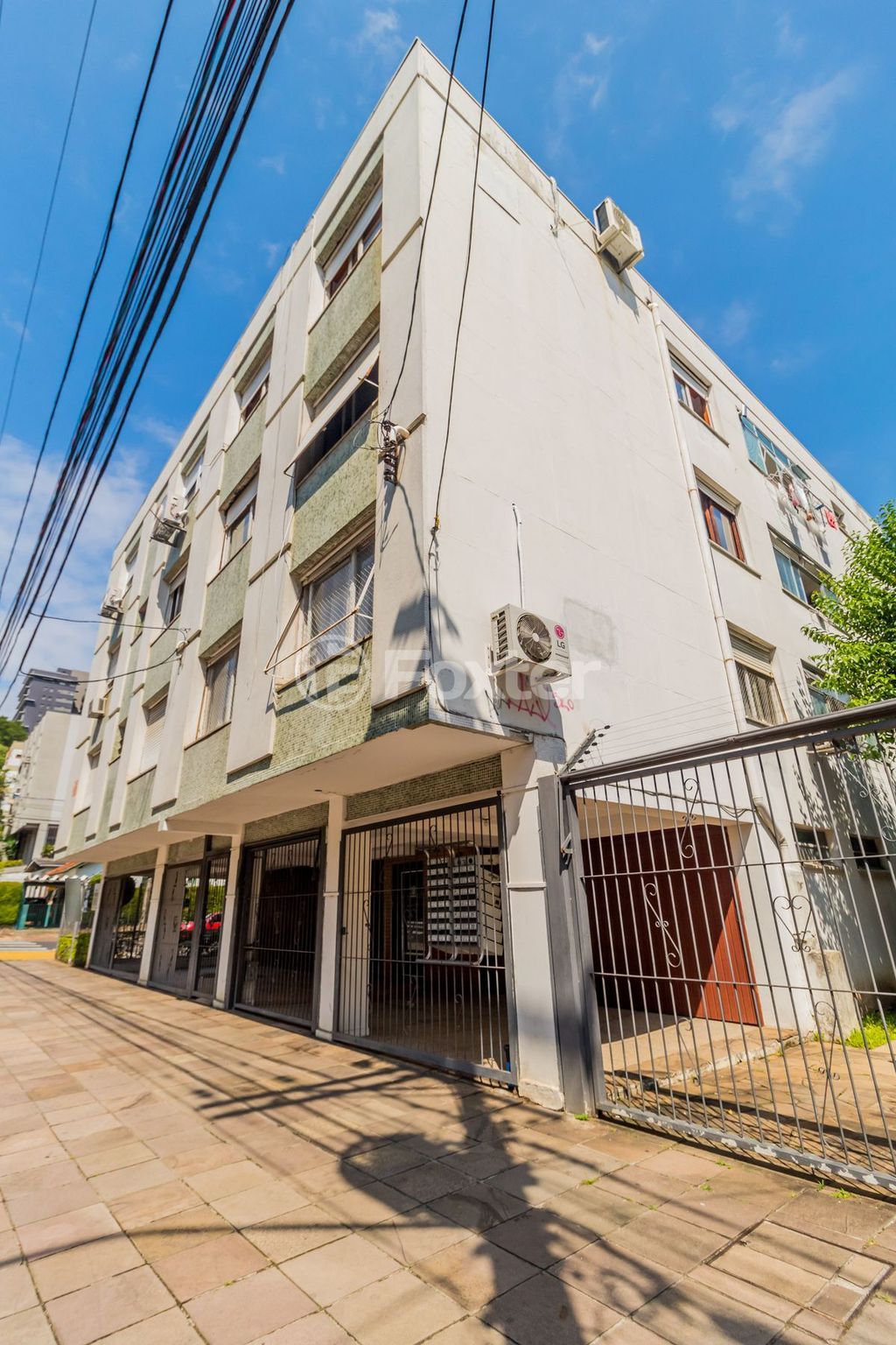 Apartamento para comprar em Mont Serrat, Porto Alegre - foto 1