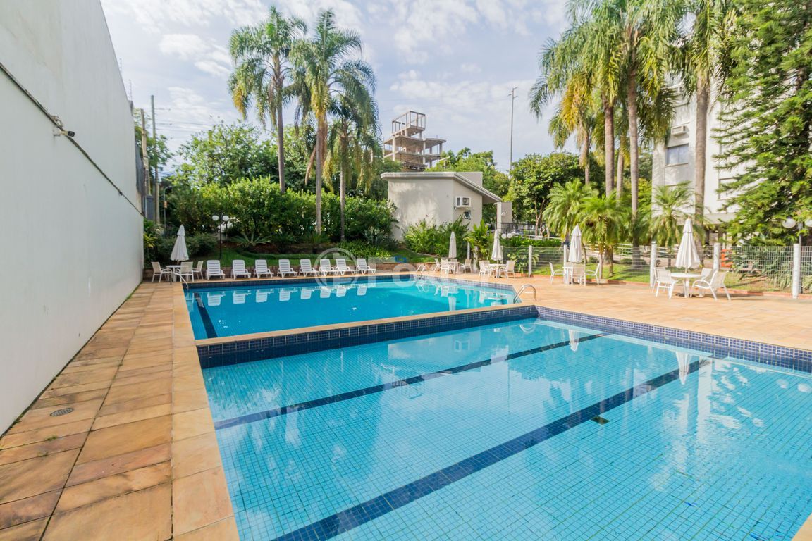 Cobertura para comprar em João Wallig, 687 - foto 13