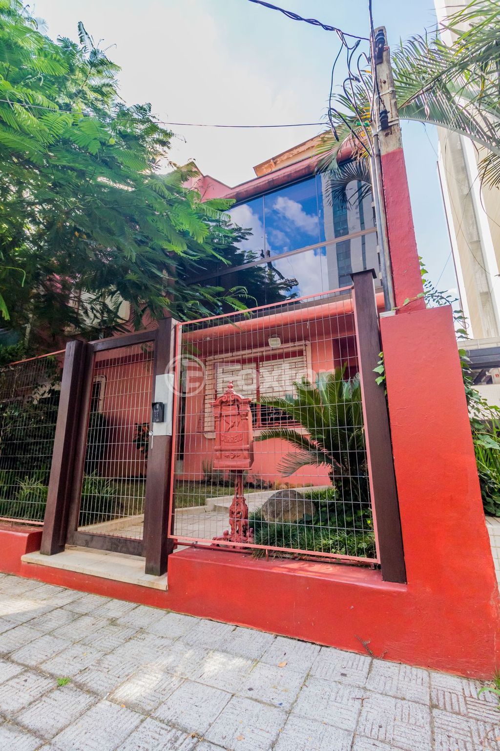 apartamento garden para comprar em Auxiliadora, Porto Alegre - foto 1
