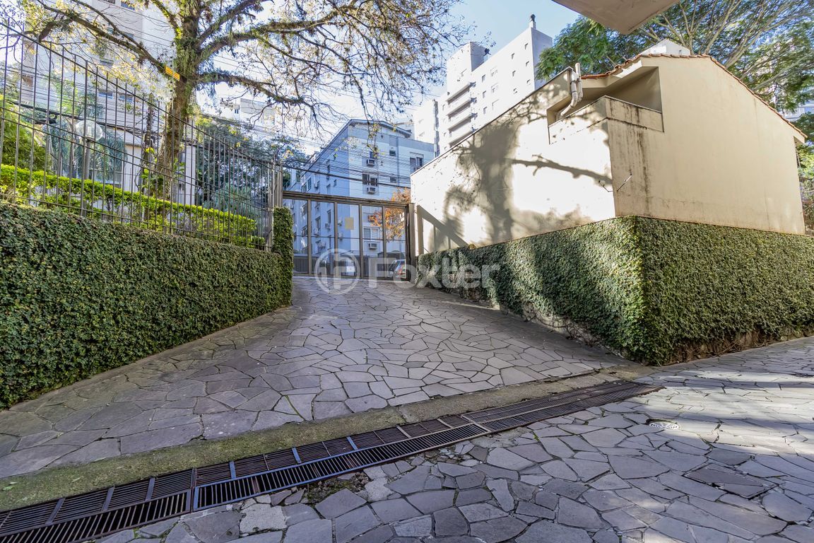 Apartamento para comprar em Rio Branco, Porto Alegre - foto 1