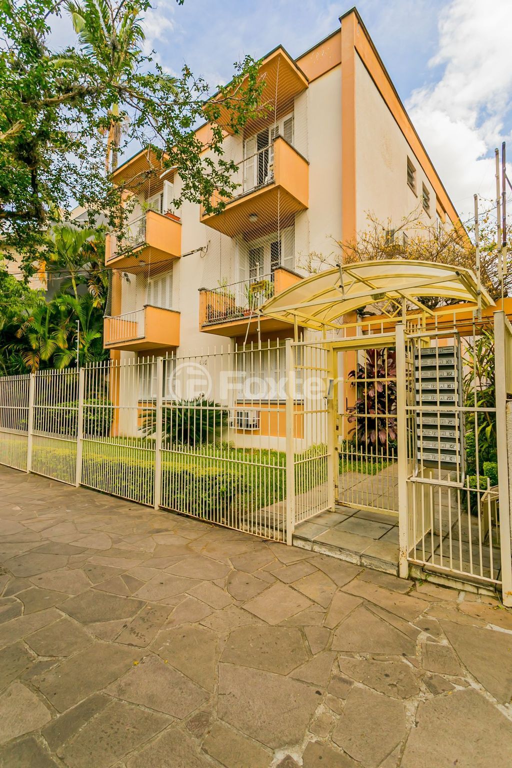 Apartamento para comprar em Auxiliadora, Porto Alegre - foto 1