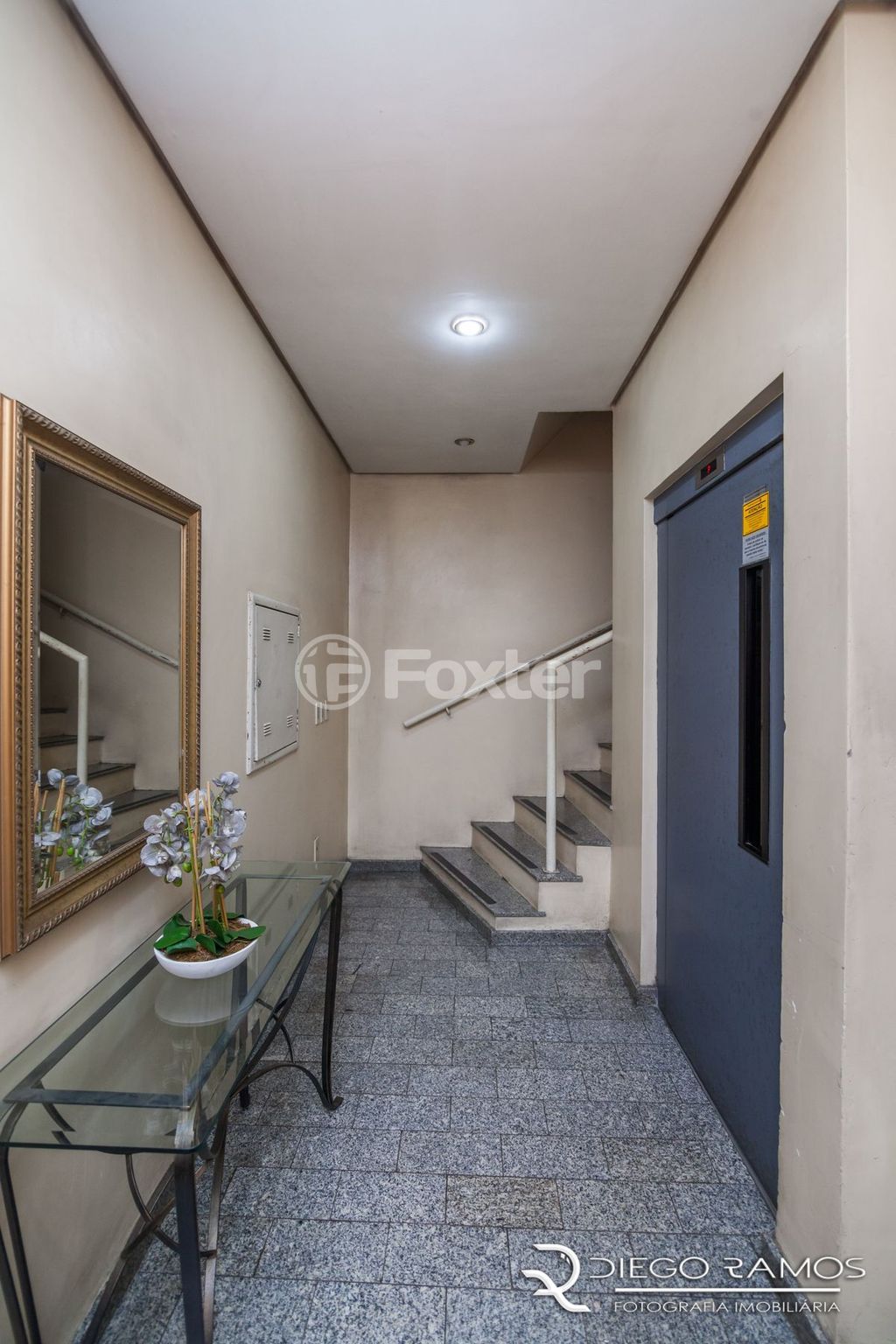 Apartamento para comprar em Eudoro Berlink, 851 - foto 3