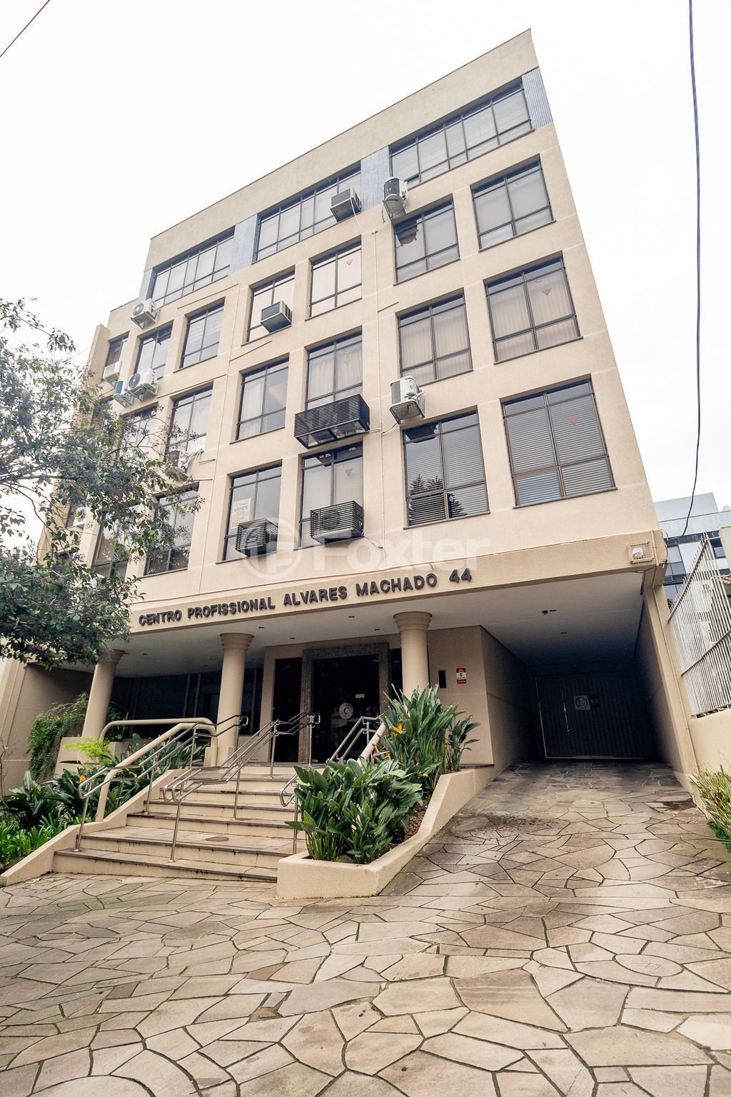 consultorio sala conjunto para comprar em Petrópolis, Porto Alegre - foto 1