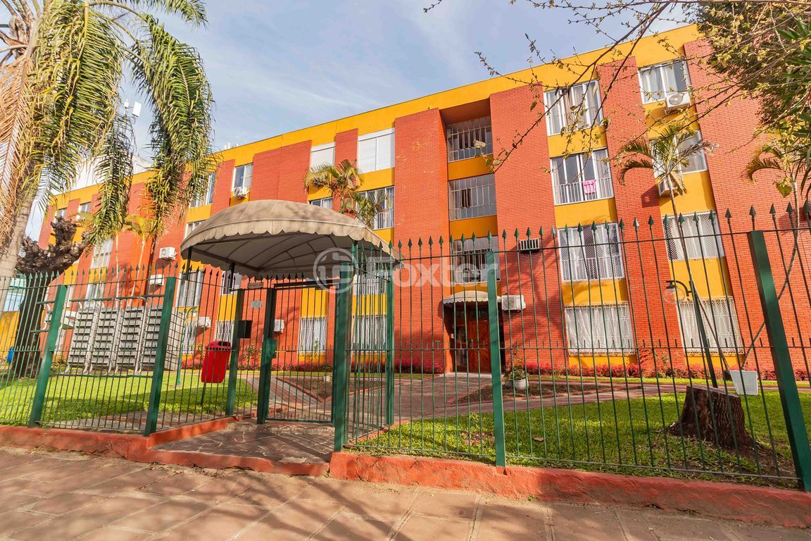 Apartamento para comprar em Navegantes, Porto Alegre - foto 1
