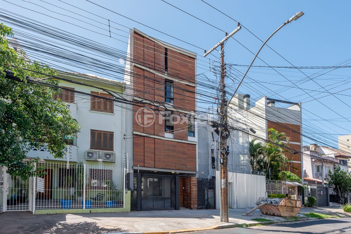 Apartamento para comprar em Rio Branco, Porto Alegre - foto 1