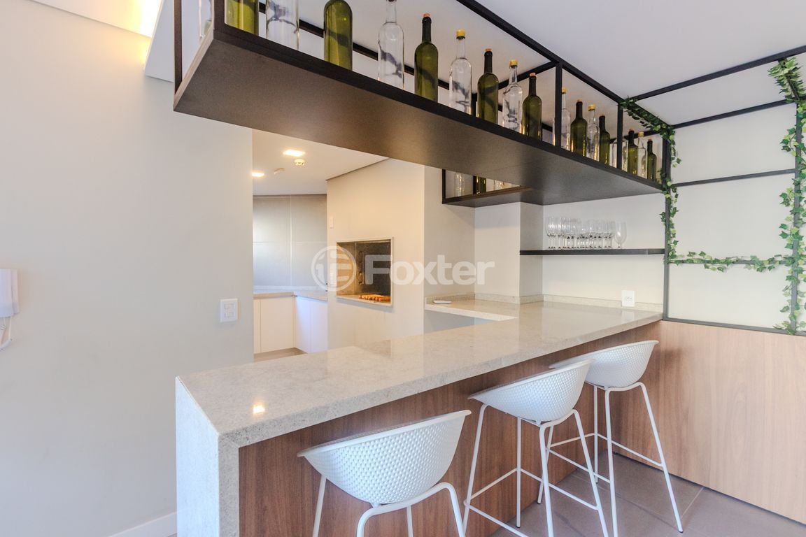 Apartamento para comprar em Rio Branco, Porto Alegre - foto 1