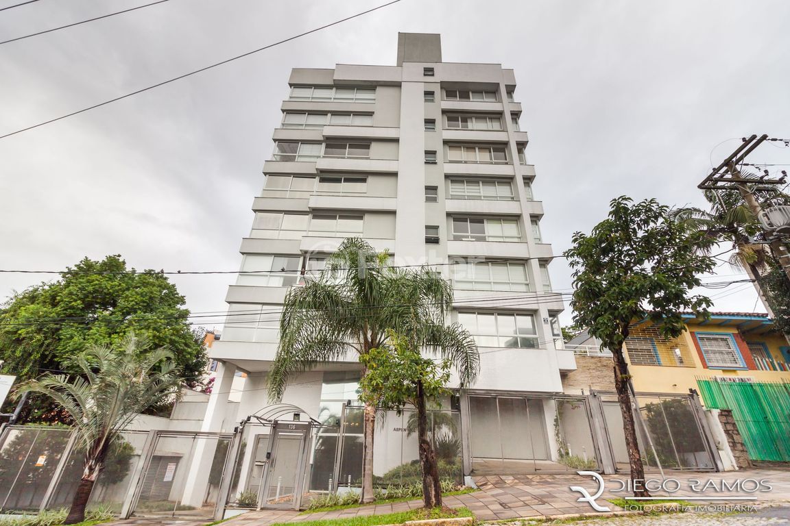 Apartamento para comprar em São João, Porto Alegre - foto 1