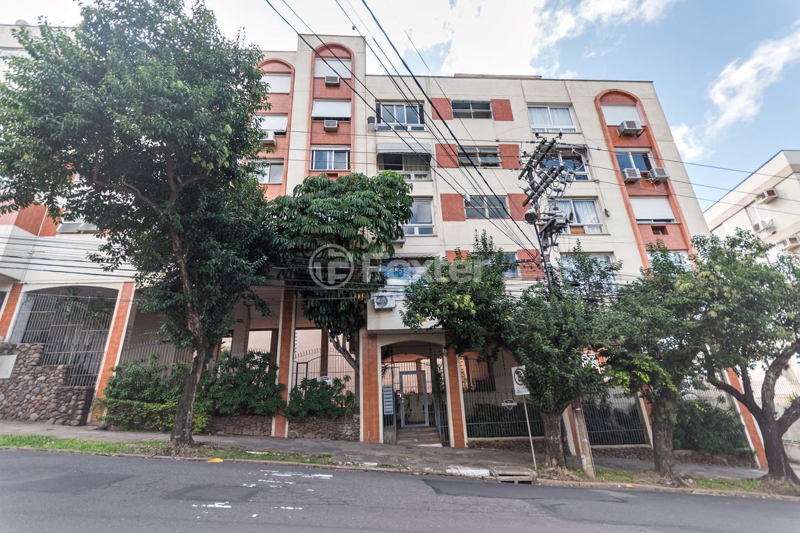 Apartamento para comprar em Rio Branco, Porto Alegre - foto 1