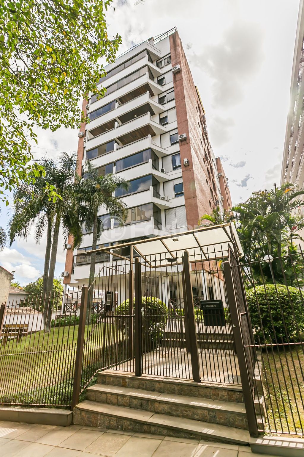 Apartamento para comprar em Rio Branco, Porto Alegre - foto 1