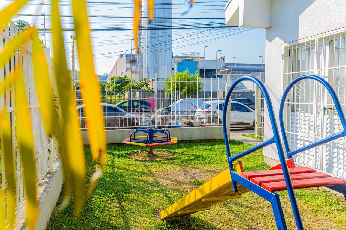 Casa em condominio para comprar em Dorival Castilhos Machado, 126 - foto 11