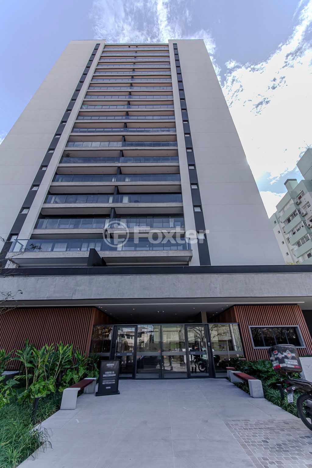 Apartamento para comprar em Menino Deus, Porto Alegre - foto 1