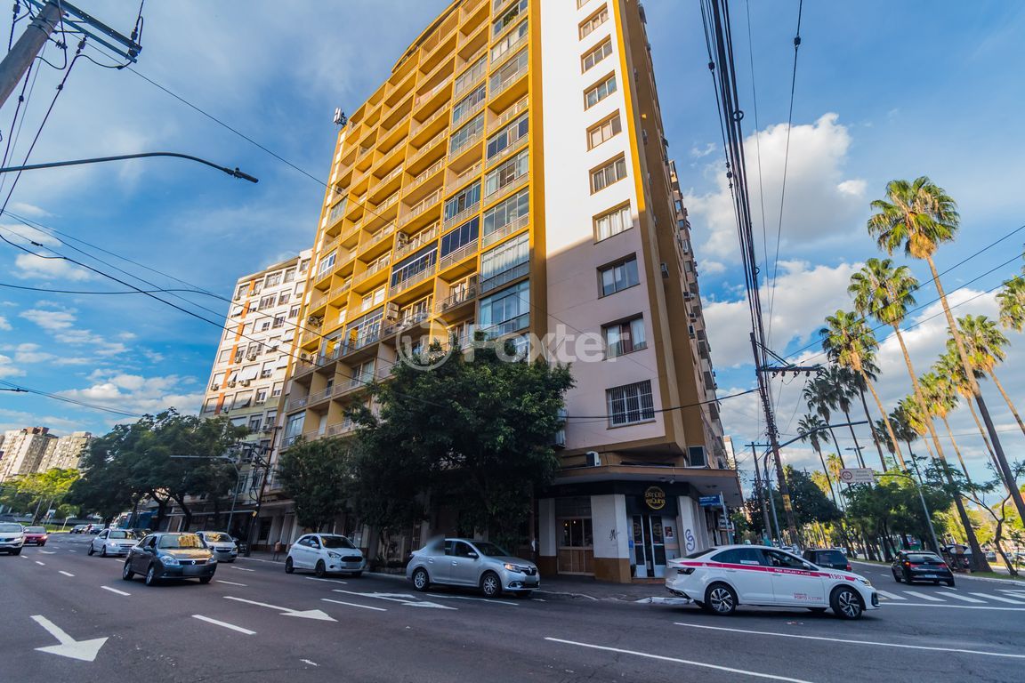 Apartamento para comprar em Sarmento Leite, 288 - foto 19
