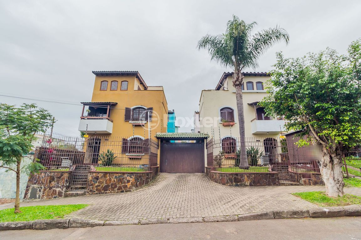 Casa em condominio para comprar em Cristal, Porto Alegre - foto 1