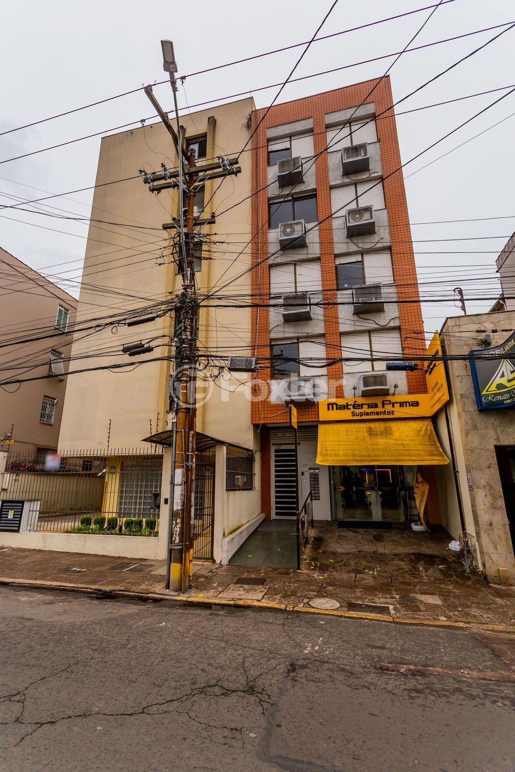 Apartamento para comprar em Floresta, Porto Alegre - foto 1