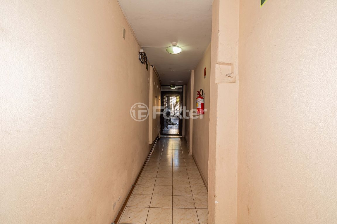 Prédio para comprar em Osvaldo Aranha, 1244 - foto 9