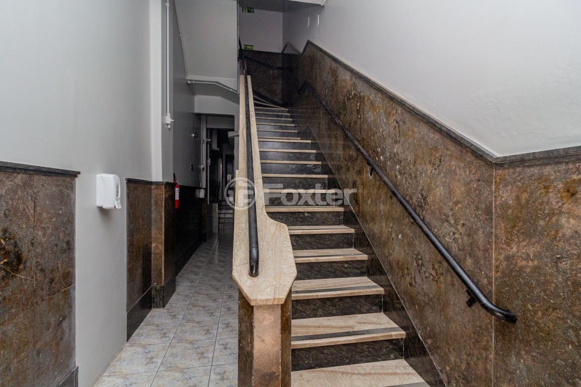Apartamento para comprar em ALBERTO BINS, 591 - foto 7