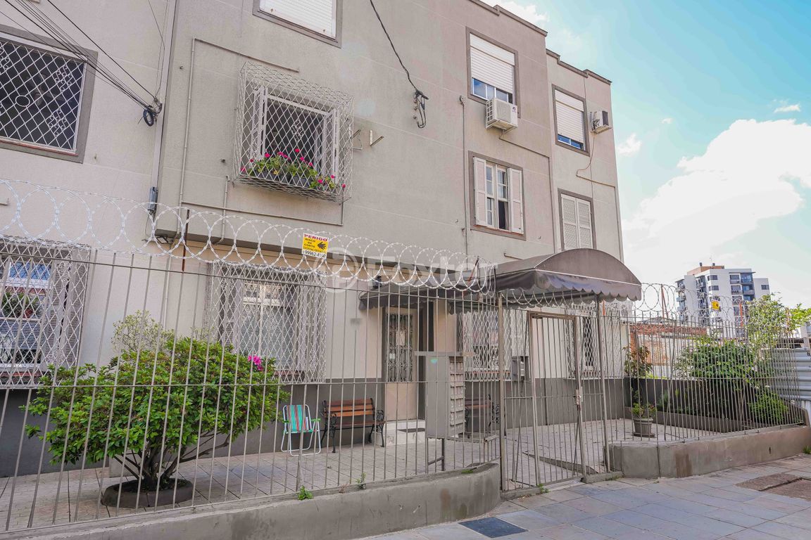 Apartamento para comprar em Santo Antônio, Porto Alegre - foto 1