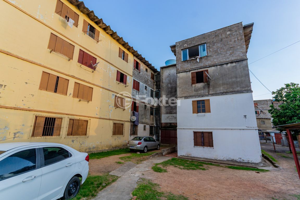 Apartamento para comprar em Rubem Berta, Porto Alegre - foto 1