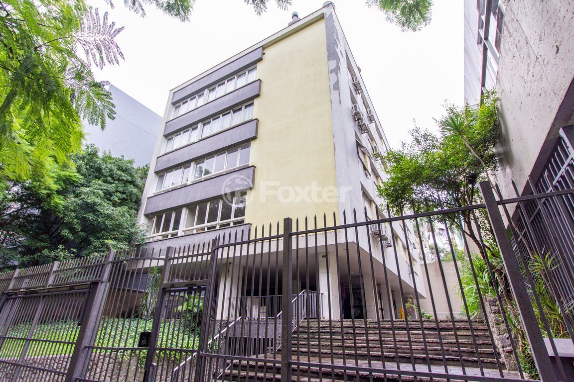 Apartamento para comprar em Rio Branco, Porto Alegre - foto 1