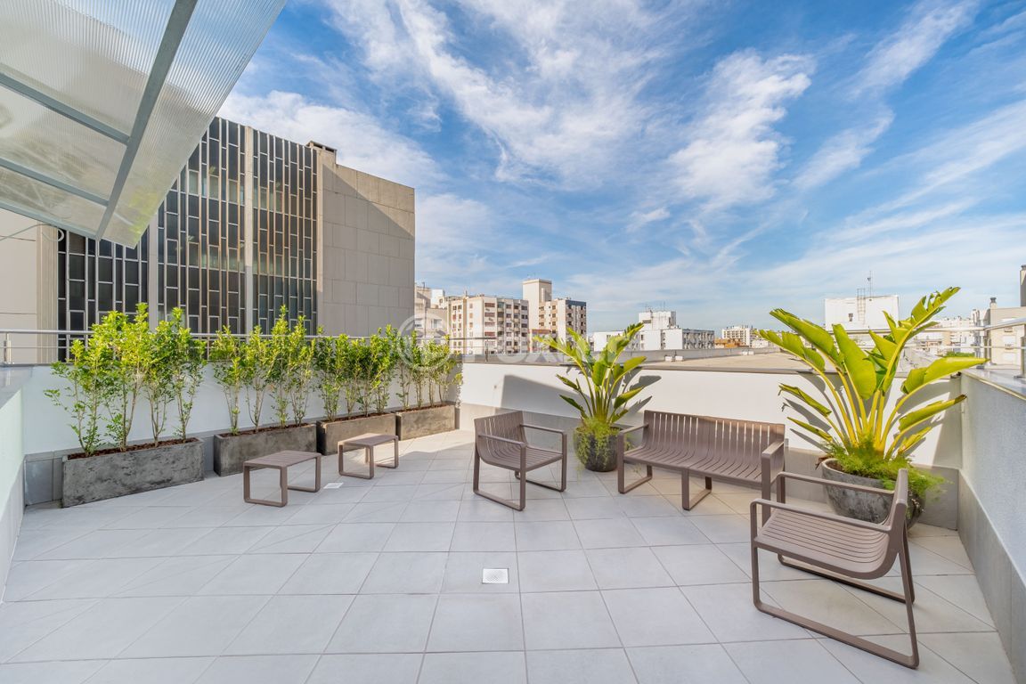 Studio/Kitnet/JK para comprar em Coronel Genuíno, 150 - foto 40
