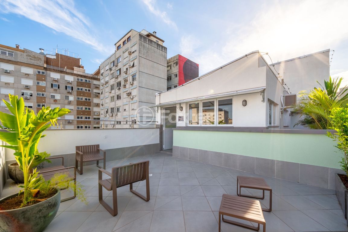 Studio/Kitnet/JK para comprar em Coronel Genuíno, 150 - foto 38