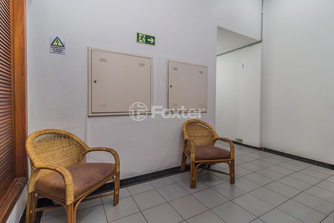consultorio sala conjunto para comprar em Félix da Cunha, 768 - foto 10