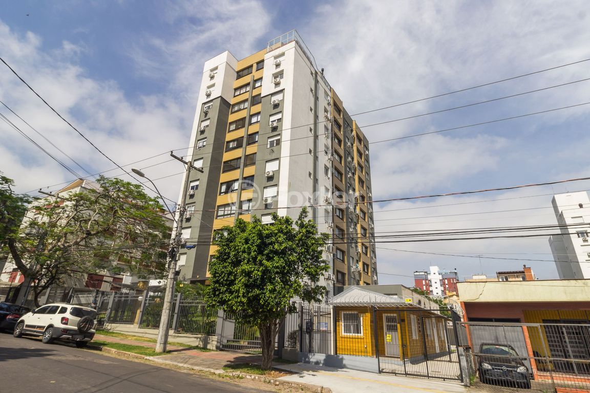 Apartamento para comprar em Passo da Areia, Porto Alegre - foto 1