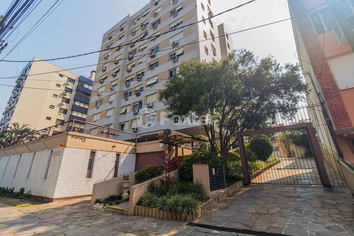 Apartamento para comprar em Rio Branco, Porto Alegre - foto 1