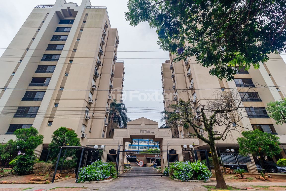 Cobertura para comprar em Menino Deus, Porto Alegre - foto 1