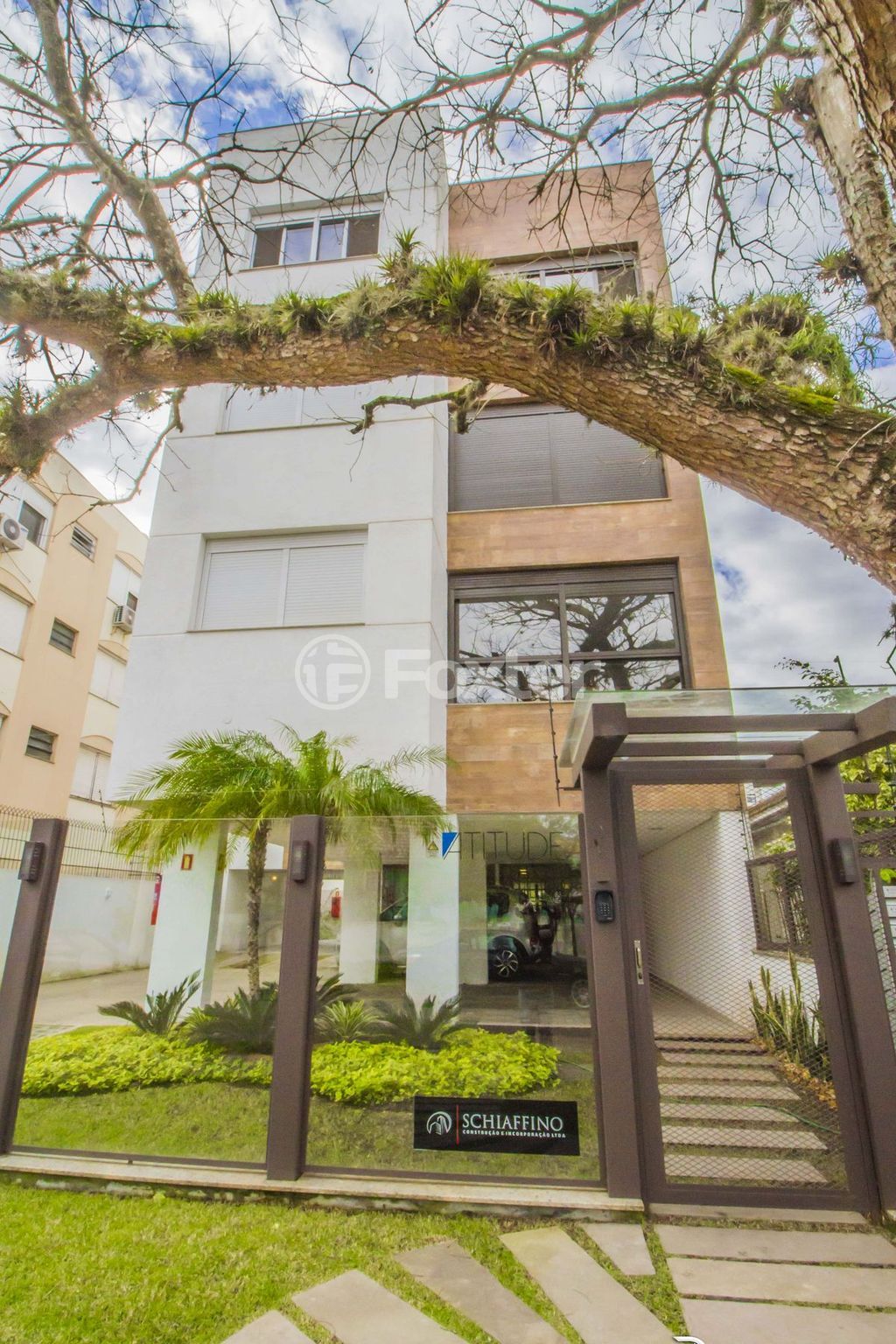 Apartamento para comprar em Camaquã, Porto Alegre - foto 1