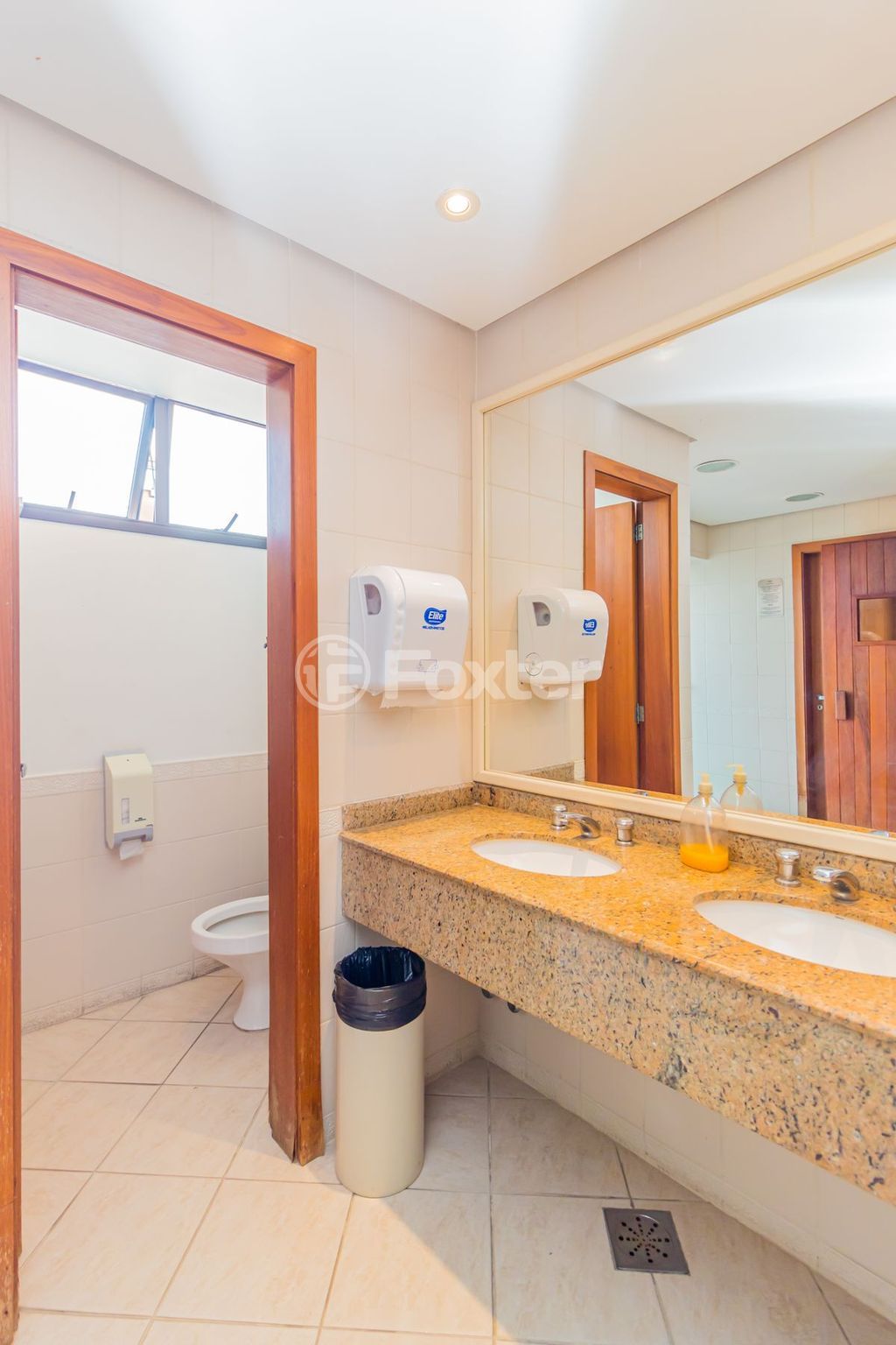 Studio/Kitnet/JK para comprar em Ramiro Barcelos, 1373 - foto 45
