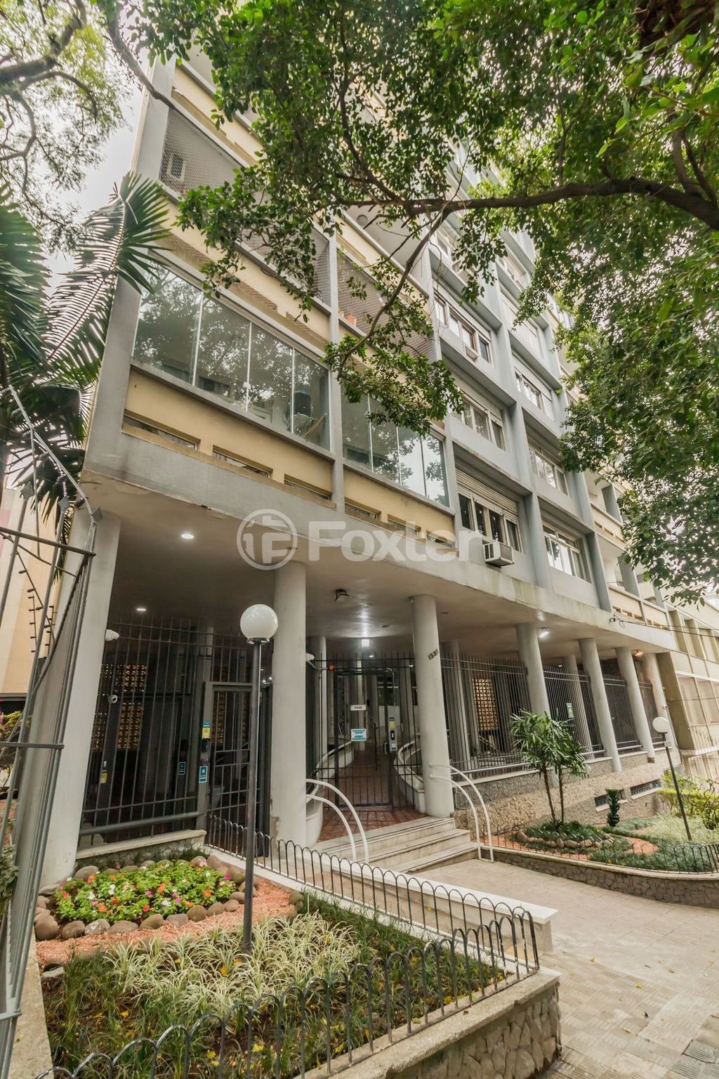 Apartamento para comprar em Rio Branco, Porto Alegre - foto 1