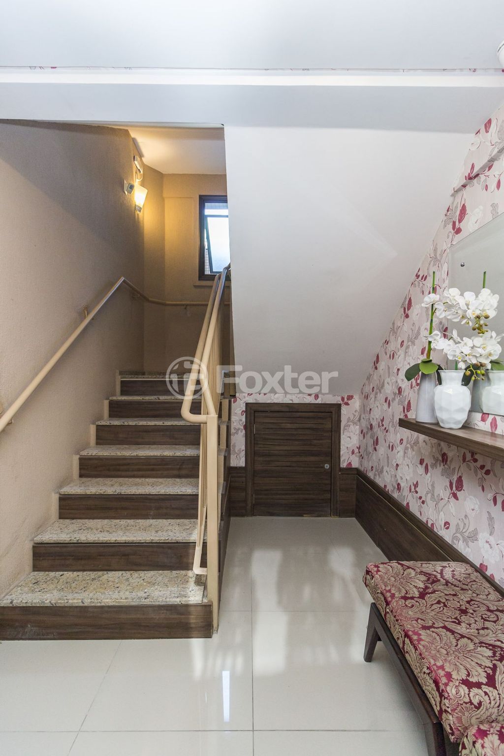 Apartamento para comprar em Passo da Areia, Porto Alegre - foto 1