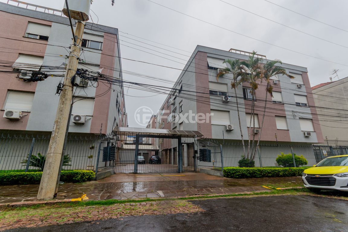 apartamento garden para comprar em Vila Ipiranga, Porto Alegre - foto 1
