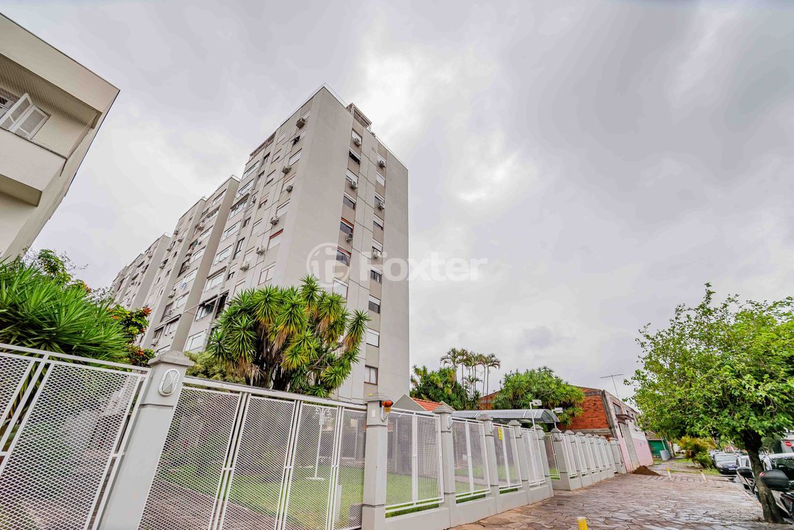 Apartamento para comprar em Santa Maria Goretti, Porto Alegre - foto 1