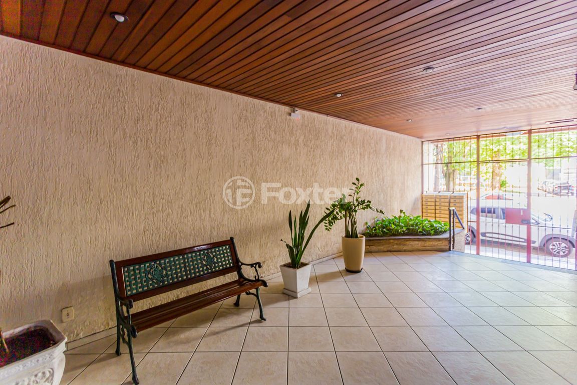 Apartamento para comprar em Sarmento Leite, 781 - foto 7