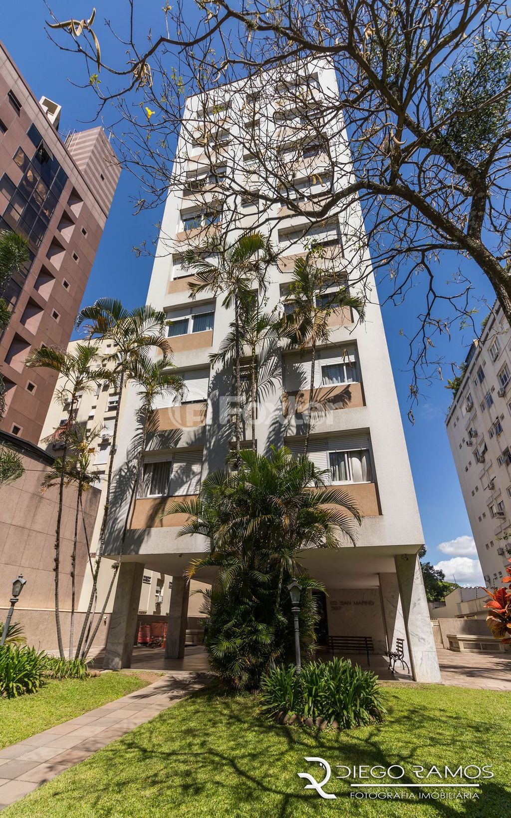 Apartamento para comprar em Moinhos de Vento, Porto Alegre - foto 1