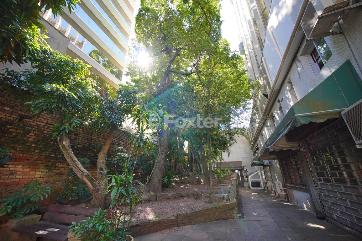 loja ponto comercial para comprar em Mostardeiro, 333 - foto 30