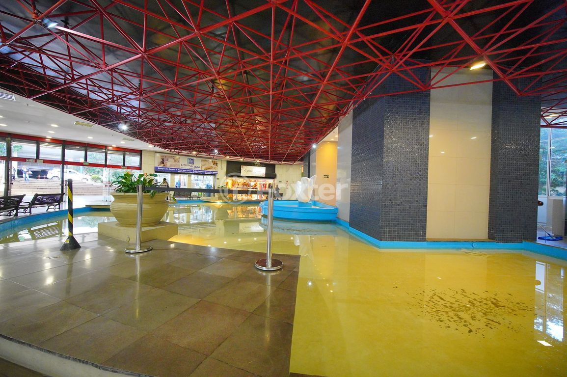 loja ponto comercial para comprar em Mostardeiro, 333 - foto 24