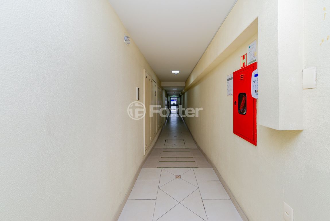 consultorio sala conjunto para comprar em Silva Jardim, 254 - foto 7