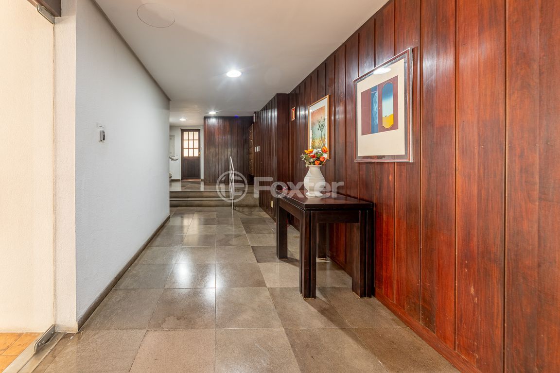 Cobertura para comprar em Carlos Trein Filho, 450 - foto 10